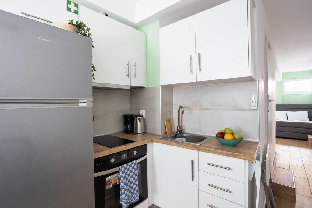 New City Studio In Thessaloníki Luaran gambar